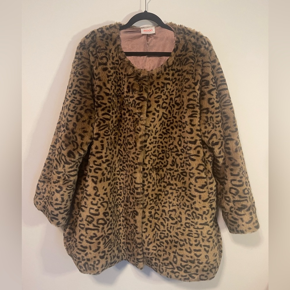 Moon Faux Fur Cheetah Coat 2X